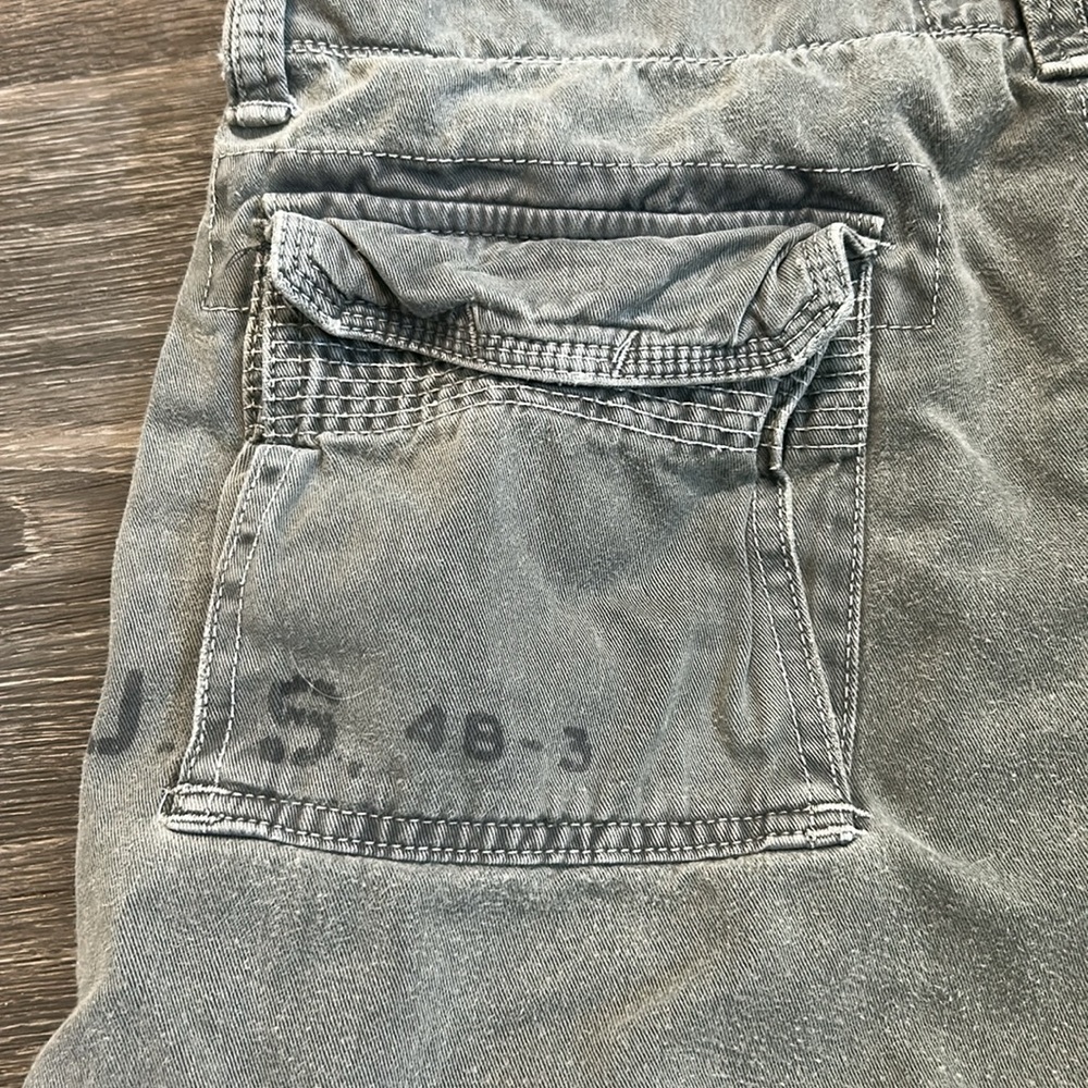 American Eagle Cargo Shorts Classic Utility Short Gray Green Y2K 90s Size 33 - Picture 8 of 10